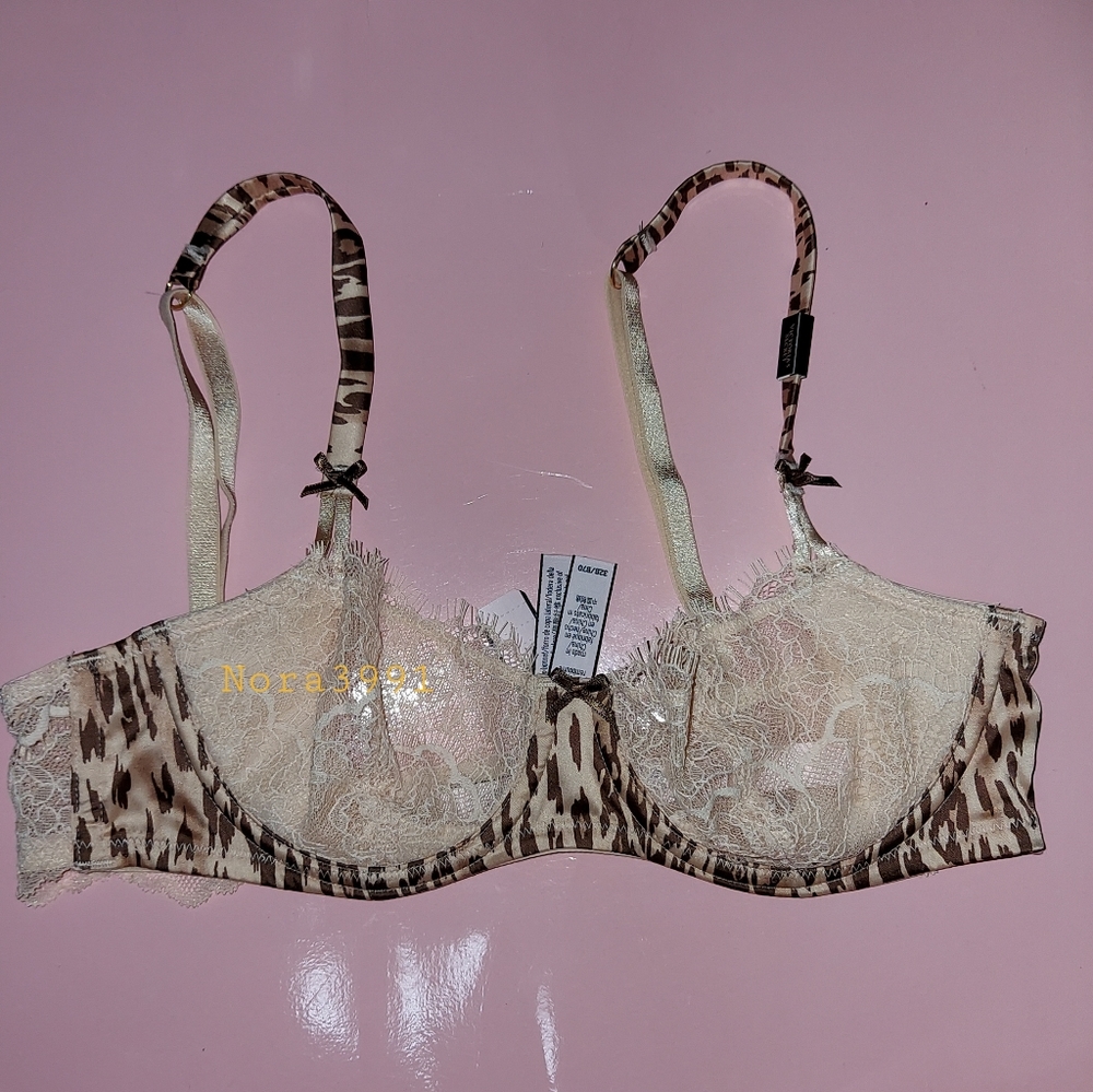 Victoria Secret Push Up without Padding BRA size 36C NWT - Picture 4 of 7